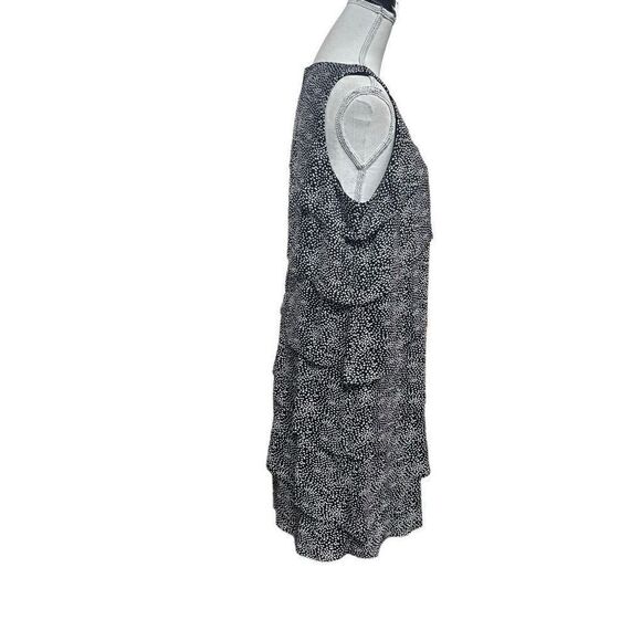 Jessica, Howard  - Picture 7 of 15